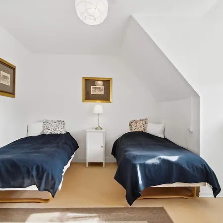 펜션 7 Person In Tranekaer-by Traum *